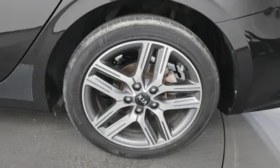 Kia K3 2021, 84017 км, за 8009.37 USD - фото 21