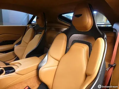 Astonmartin Vantage 2023, 3500 км, за 275880.08 USD - фото 13