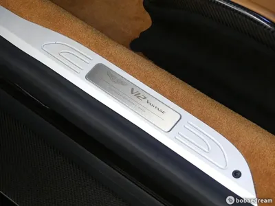 Astonmartin Vantage 2023, 3500 км, за 275880.08 USD - фото 15