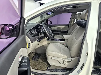 Kia Canival 2015, 79000 км, за 7220.69 USD - фото 10