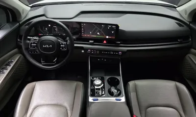 Kia Canival 2025, 18666 км, за 24832.6 USD - фото 7