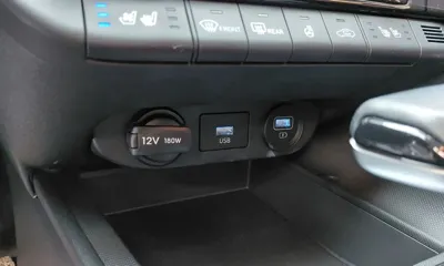 Hyundai Avante 2023, 27665 км, за 11832.37 USD - фото 30