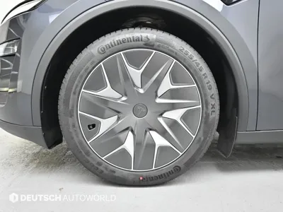 Tesla Model Y 2026, 599 км, за 48849.85 USD