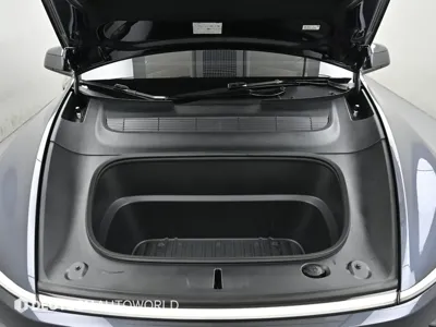 Tesla Model Y 2026, 599 км, за 48849.85 USD - фото 6