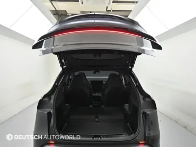 Tesla Model Y 2026, 599 км, за 48849.85 USD - фото 19