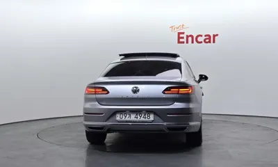 Volkswagen Arteon 2018, 101581 км, за 13128.53 USD