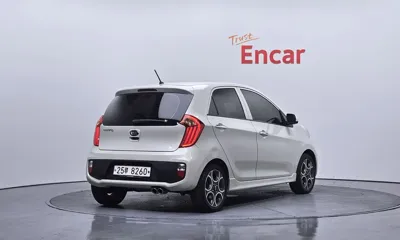 Kia Morning 2015, 129372 км, за 2835.8 USD
