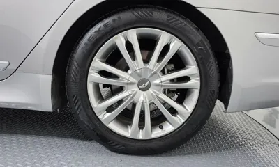 Hyundai Genesis 2012, 93636 км, за 3835.4 USD