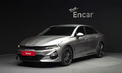 Kia K5 · 2023 год