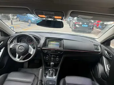 Mazda Atenza 2015, 110000 км, за 5856.27 USD