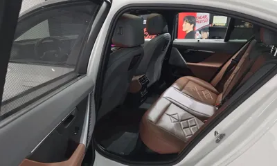 BMW i5 2024, 23021 км, за 45162.14 USD - фото 26