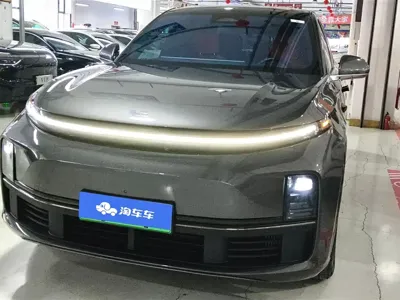 Li Auto Li L7 · 2023 год