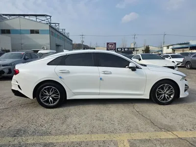 Kia K5 2022, 65725 км, за 13460.18 USD