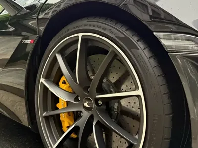 McLaren 720S 2019, 32000 км, за 224833.78 USD