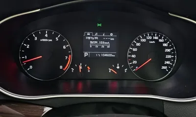 Kia K7 2016, 104600 км, за 6144.7 USD - фото 8