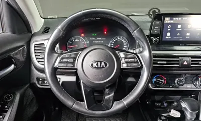 Kia Seltos 2020, 64860 км, за 12751.9 USD - фото 16