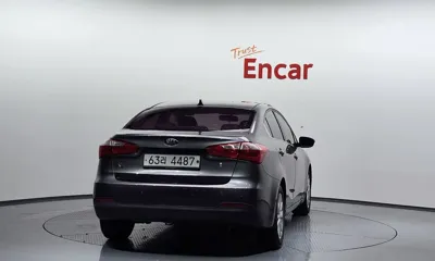 Kia K3 2015, 122973 км, за 4400.94 USD