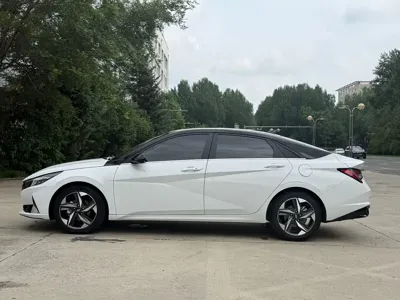 Hyundai Elantra 2022, 25000 км, за 12919.11 USD - фото 8