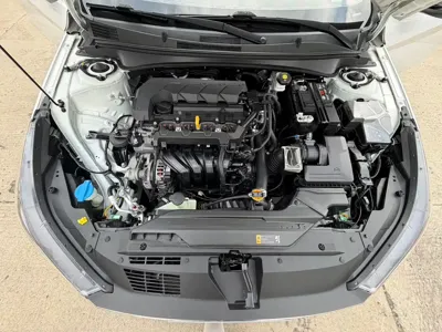 Hyundai Elantra 2022, 25000 км, за 12919.11 USD - фото 13
