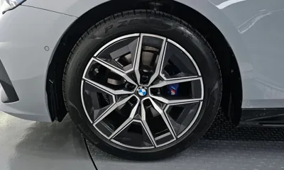 BMW 5-Series 2025, 5158 км, за 50410.97 USD