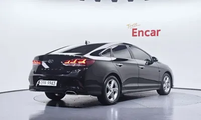Hyundai Sonata 2019, 69083 км, за 8262.83 USD