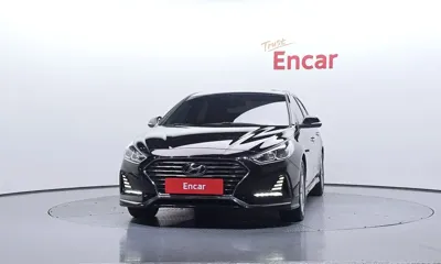 Hyundai Sonata 2019, 69083 км, за 8262.83 USD