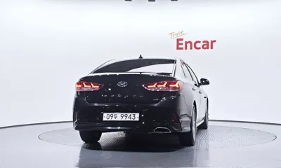 Hyundai Sonata 2019, 69083 км, за 8262.83 USD