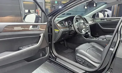 Hyundai Sonata 2019, 69083 км, за 8262.83 USD - фото 11