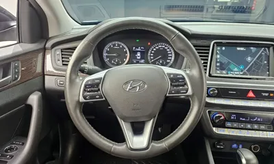 Hyundai Sonata 2019, 69083 км, за 8262.83 USD - фото 14