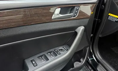 Hyundai Sonata 2019, 69083 км, за 8262.83 USD - фото 18