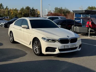 BMW 5-Series · 2018 год