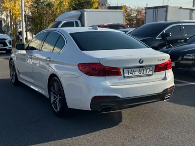 BMW 5-Series 2018, 92627 км, за 18708.15 USD