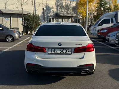 BMW 5-Series 2018, 92627 км, за 18708.15 USD