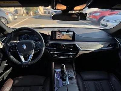 BMW 5-Series 2018, 92627 км, за 18708.15 USD - фото 7
