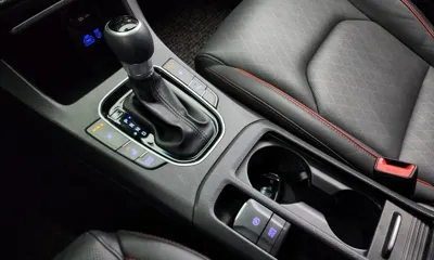 Hyundai i30 2018, 70487 км, за 8407.77 USD - фото 9