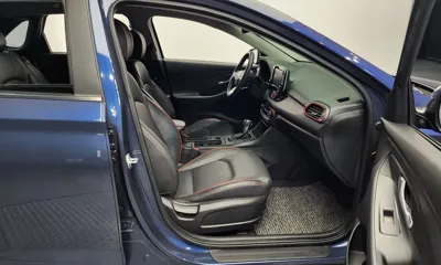 Hyundai i30 2018, 70487 км, за 8407.77 USD - фото 11