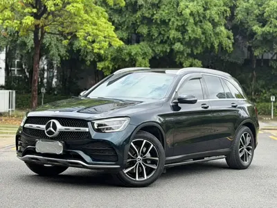 Mercedes-Benz GLC · 2021 год