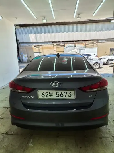 Hyundai Avante 2018, 151346 км, за 5537.46 USD