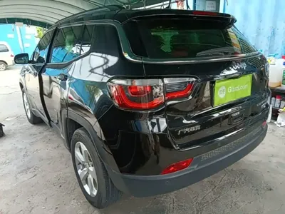 Jeep Compass 2017, 86600 км, за 4175.92 USD