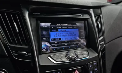 Hyundai Sonata 2013, 24843 км, за 3908.8 USD - фото 13