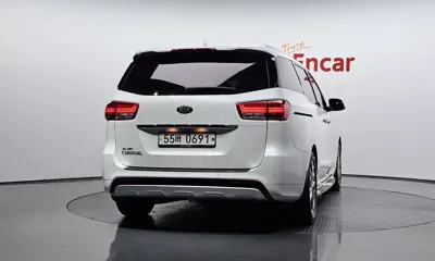 Kia Canival 2016, 129040 км, за 6498.62 USD