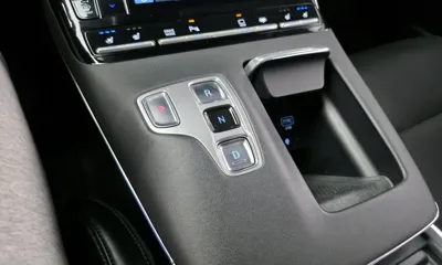 Hyundai Grandeur 2021, 87350 км, за 14469.77 USD - фото 9