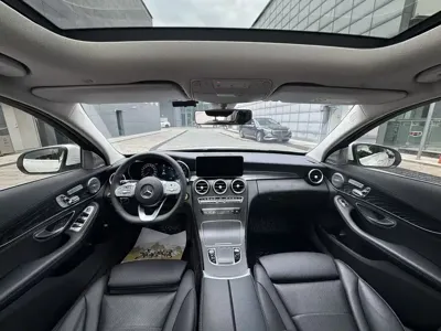 Mercedes-Benz C-Class 2020, 49000 км, за 20305.67 USD