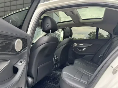Mercedes-Benz C-Class 2020, 49000 км, за 20305.67 USD - фото 6