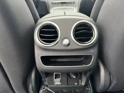 Mercedes-Benz C-Class 2020, 49000 км, за 20305.67 USD - фото 15