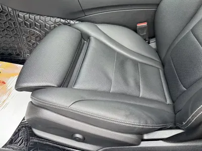 Mercedes-Benz C-Class 2020, 49000 км, за 20305.67 USD - фото 18