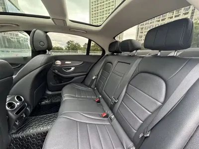Mercedes-Benz C-Class 2020, 49000 км, за 20305.67 USD - фото 24