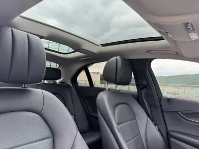 Mercedes-Benz C-Class 2020, 49000 км, за 20305.67 USD - фото 28