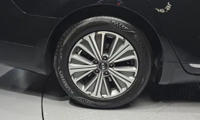 Kia K7 2021, 79536 км, за 14873.09 USD