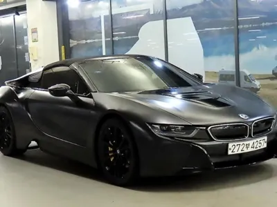 BMW i8 · 2019 год